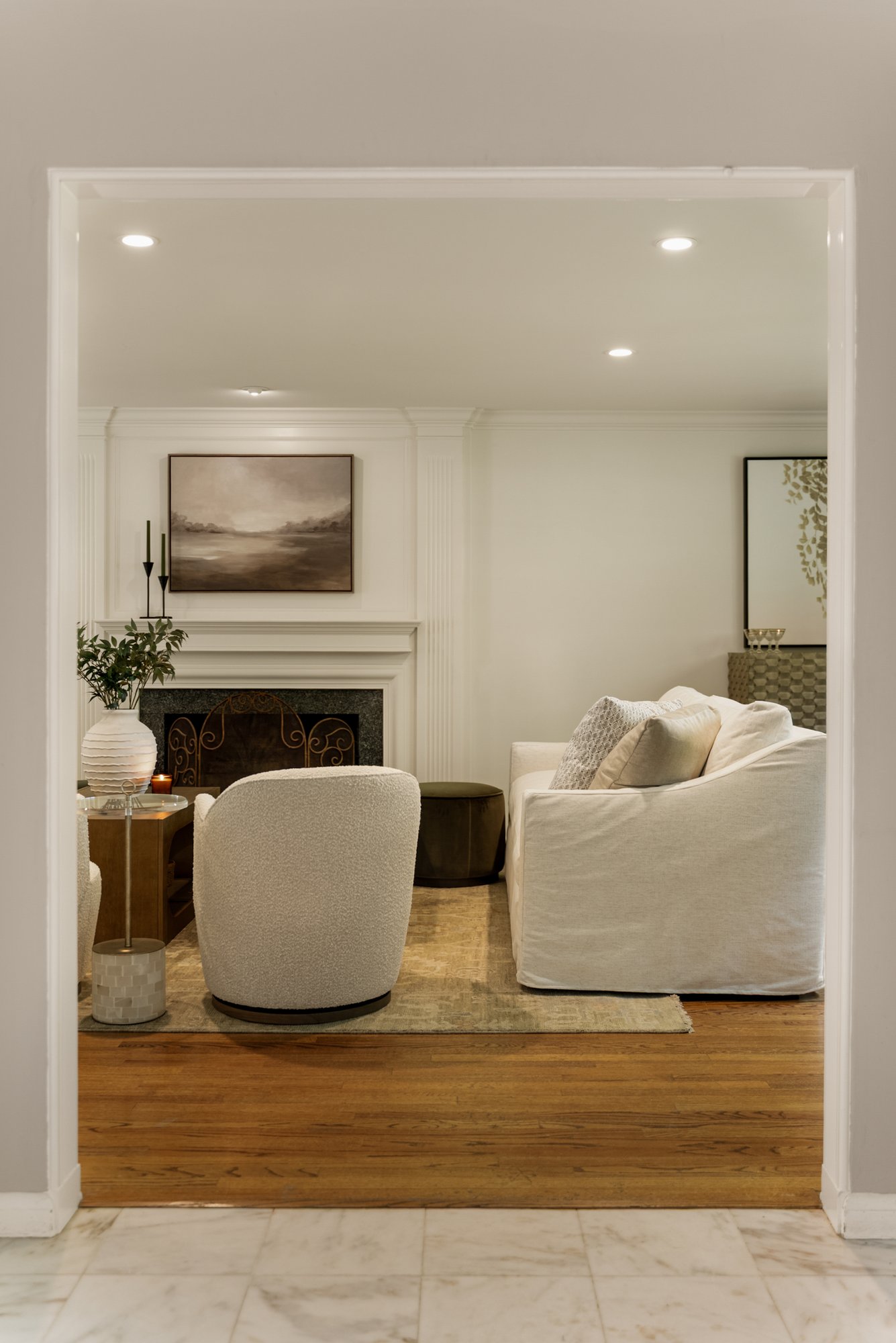 Courtland Blvd Furniture 