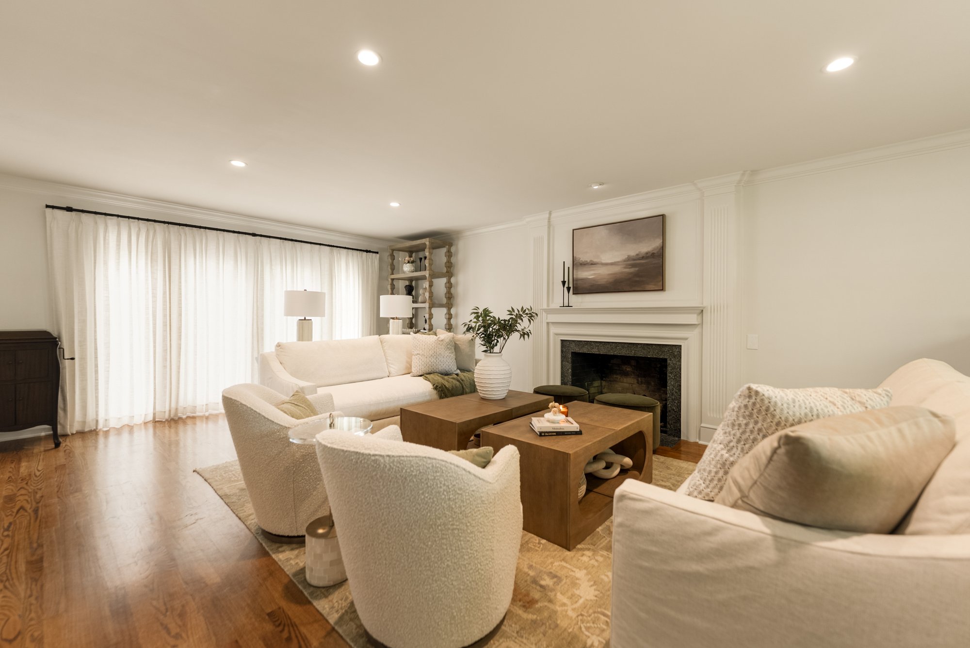 Courtland Blvd Furniture 