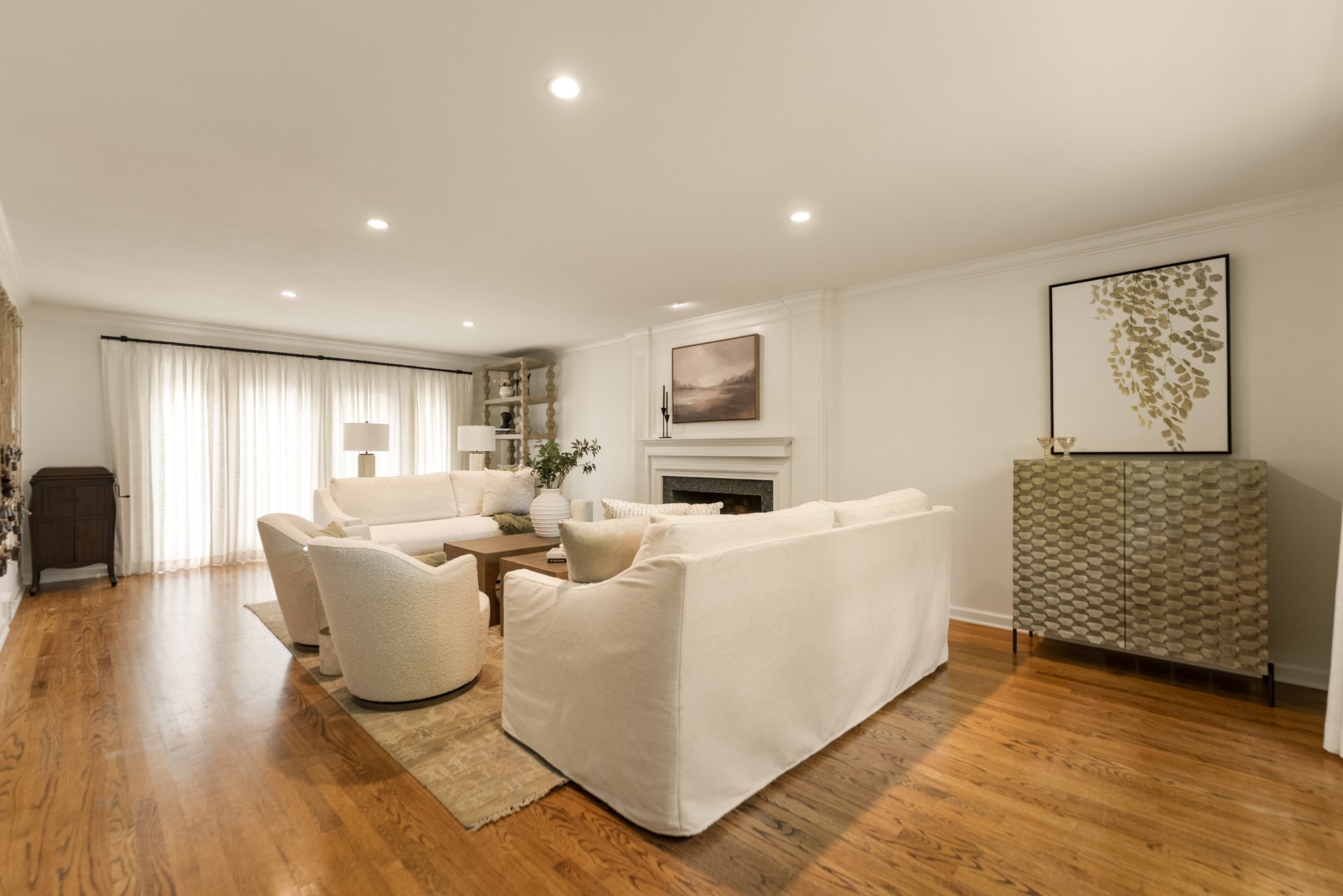 Courtland Blvd Furniture 