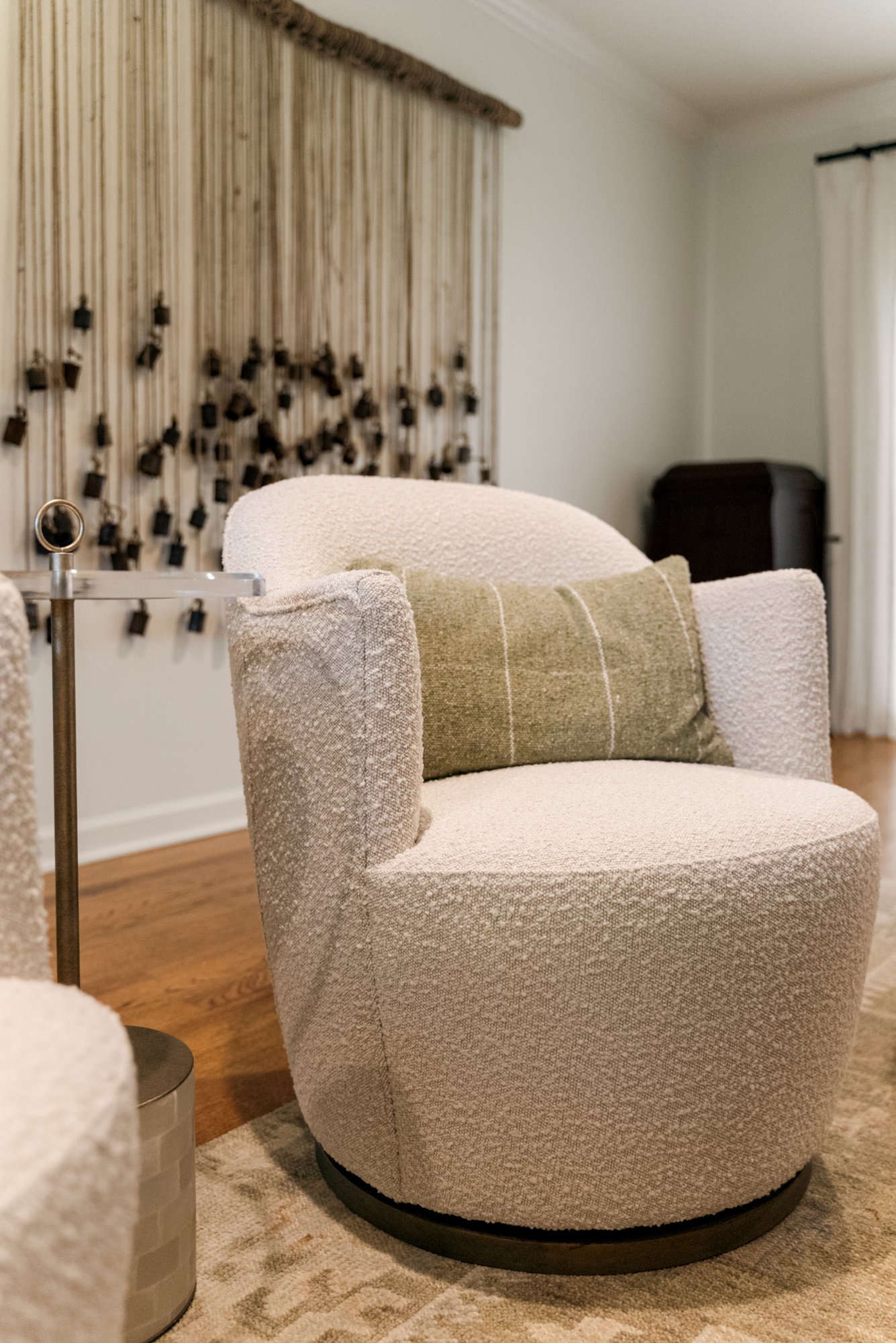 Courtland Blvd Furniture 