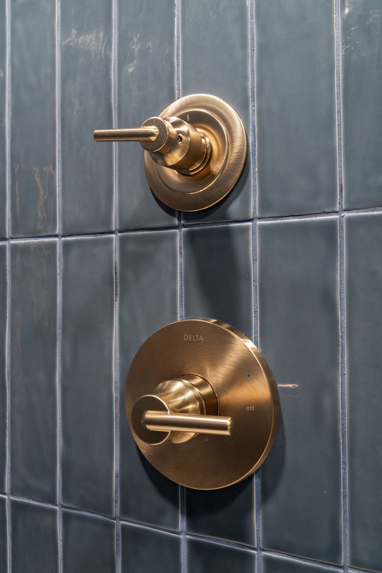 Luxury full bathroom