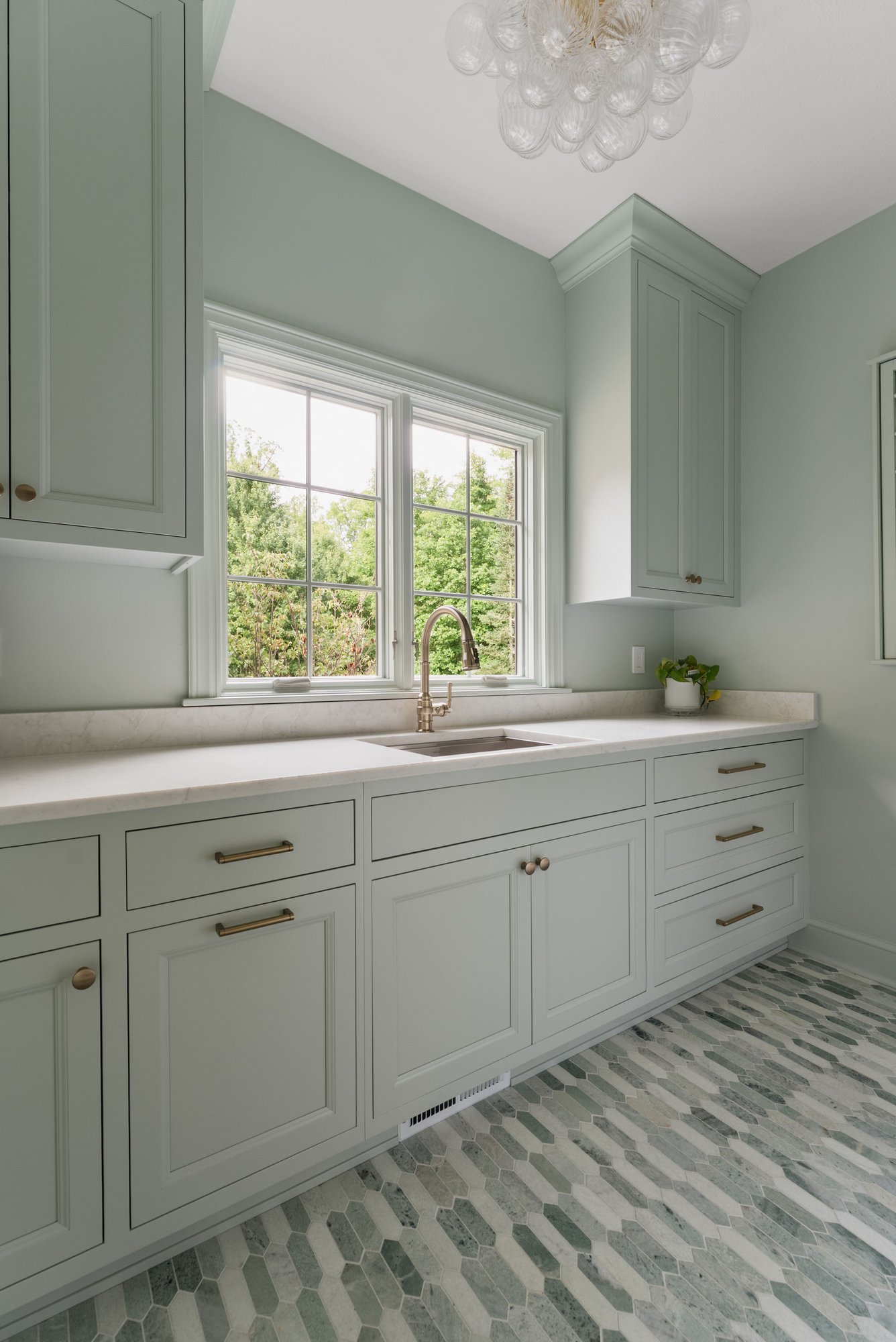 Buckingham Place laundry room