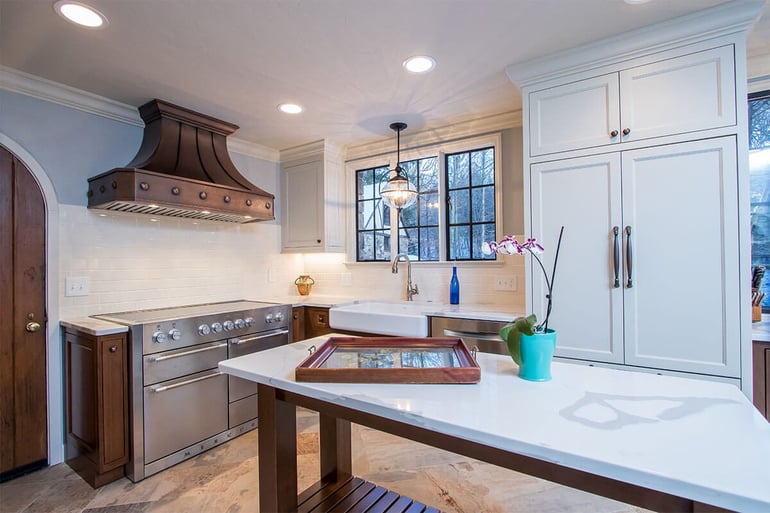Tudor-Traditional-Kitchen-32