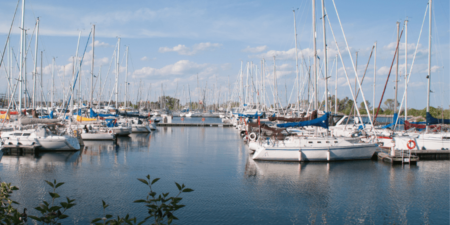 Sailboats on Lake Erie Club 