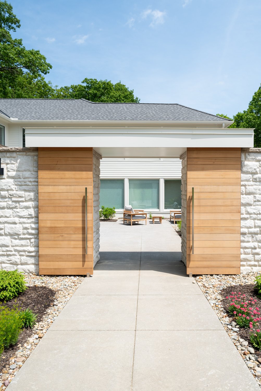 Fairmount Blvd Contemporary