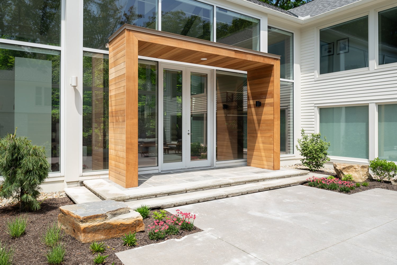 Fairmount Blvd Contemporary
