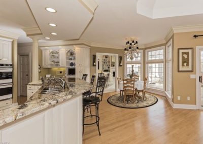 georgian colonial kitchen with dining area