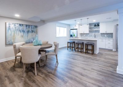 Kitchen/Dining Area