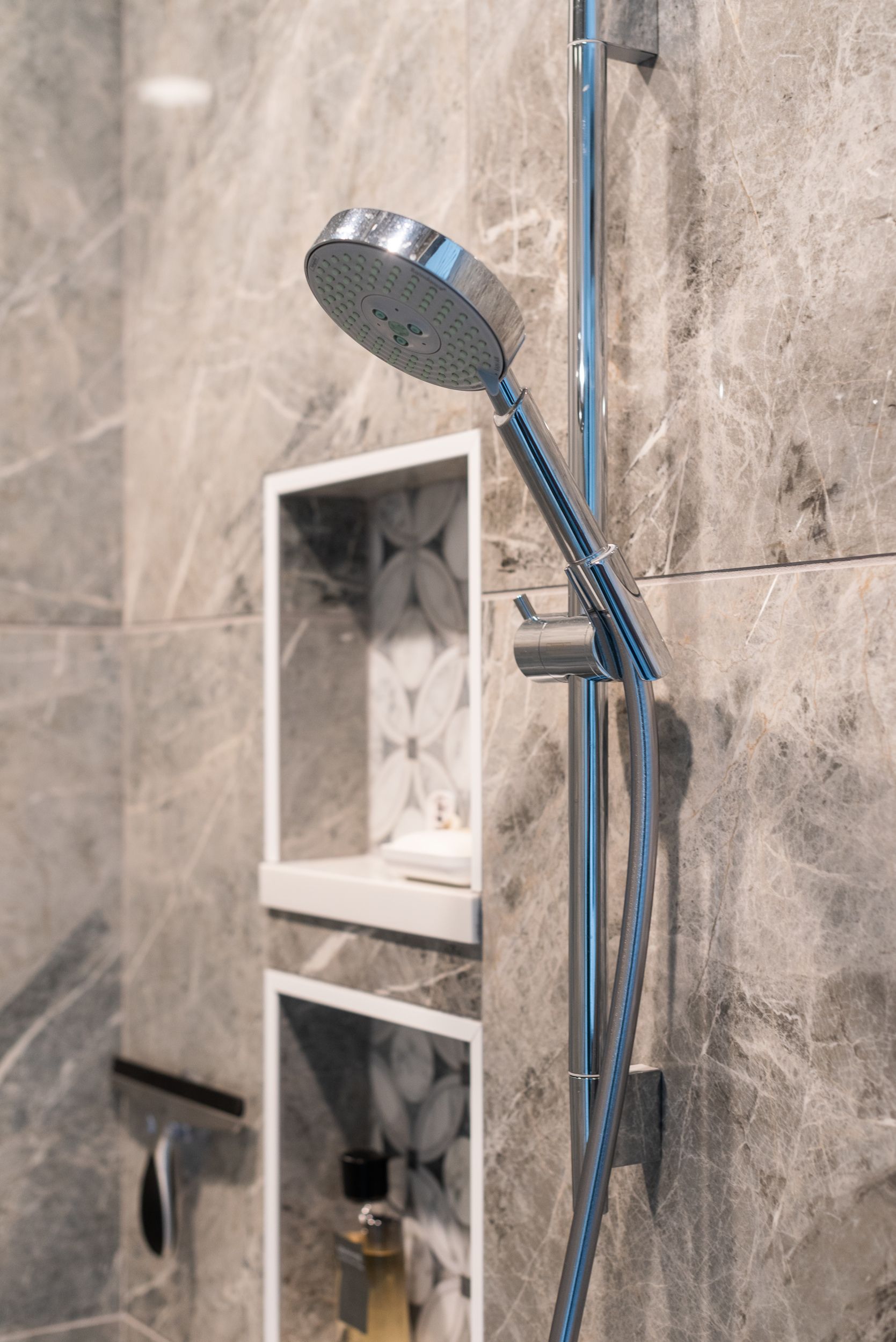 marble shower wall tile