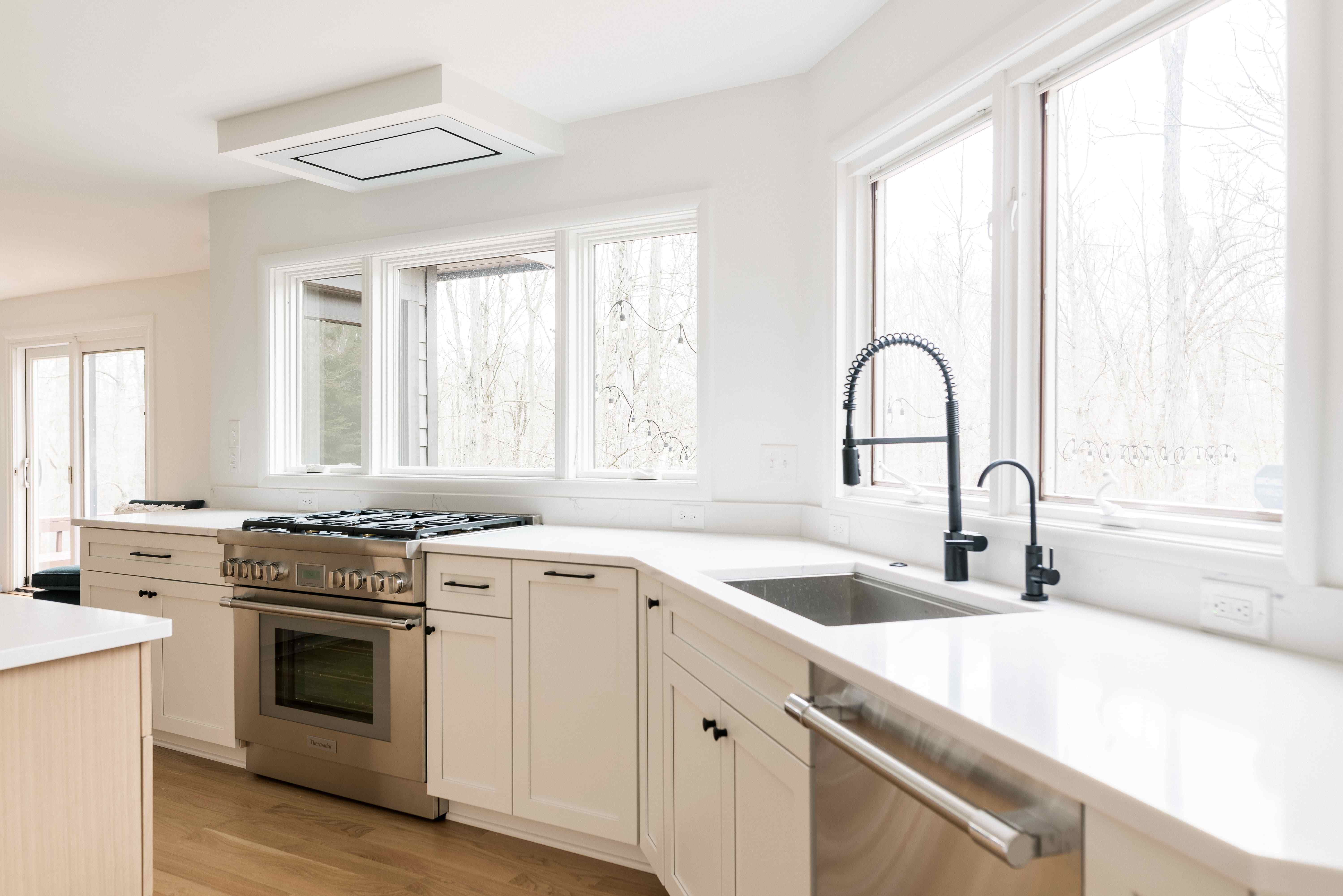 Chic mid mod kitchen