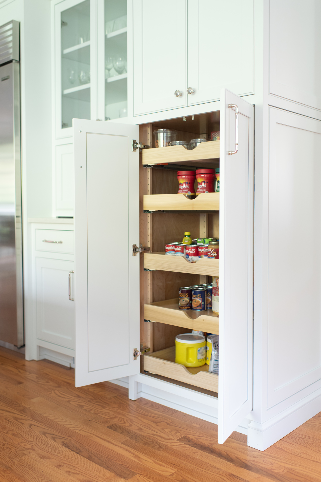 Cabinet pantry